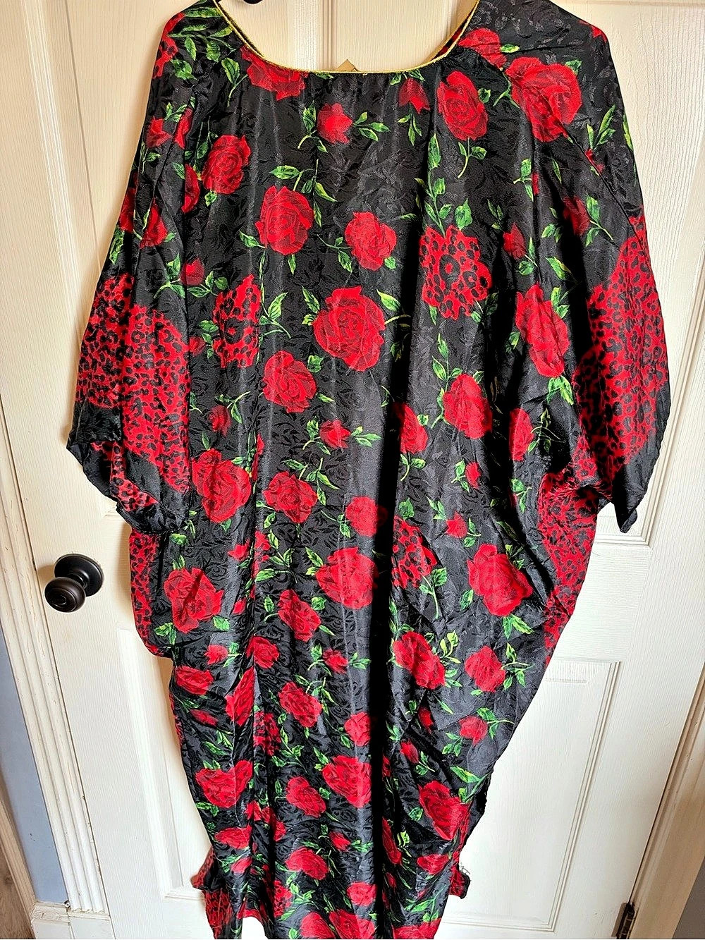 Gold Coast Floral Rose Print Kaftan in Black & Red